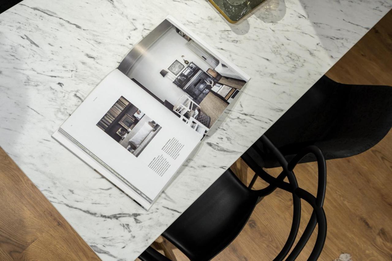 Crystal 3Bdr Apartment In Center Bucharest Luaran gambar