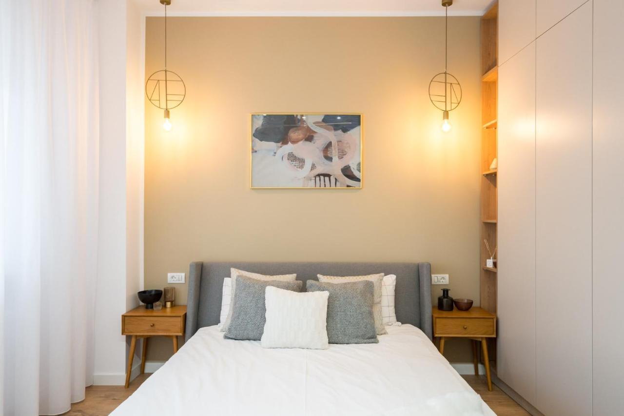 Crystal 3Bdr Apartment In Center Bucharest Luaran gambar